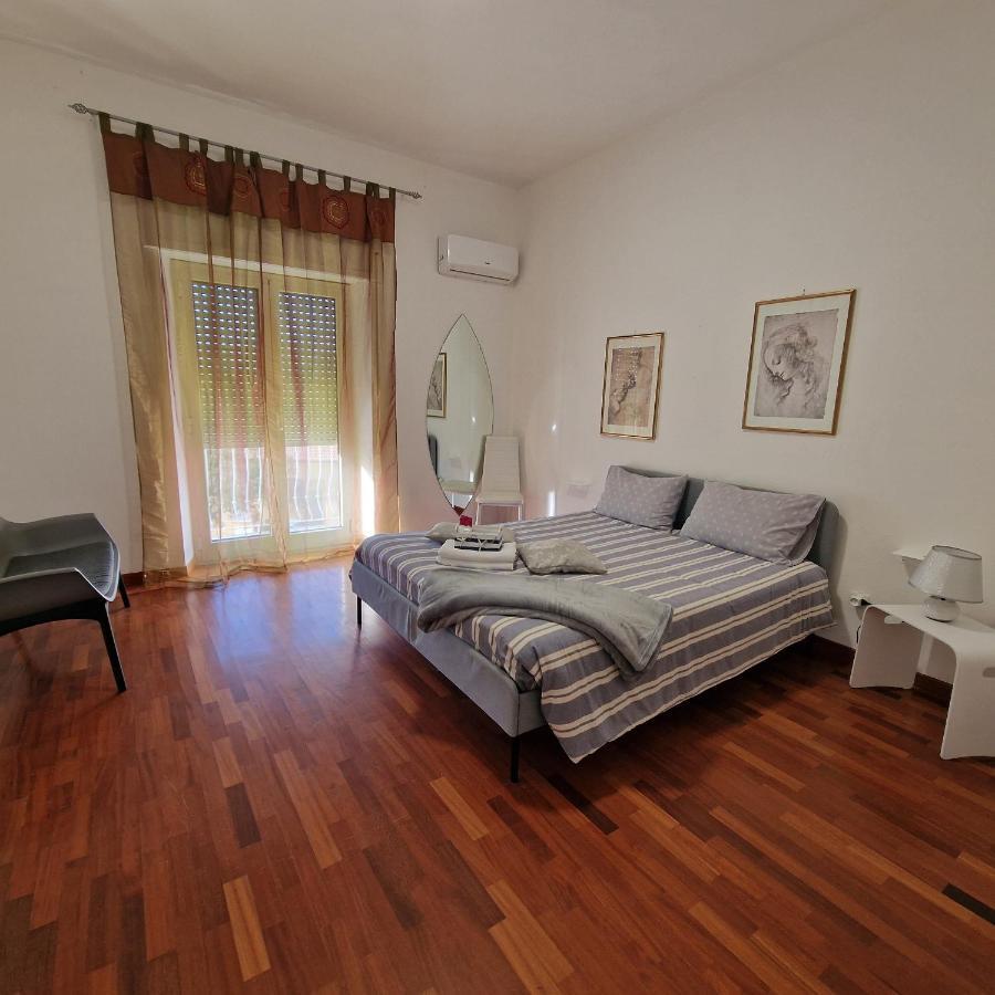 La Casa In Centro Apartment Olbia Exterior photo